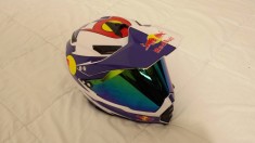 Casca Full Face Red Bull foto