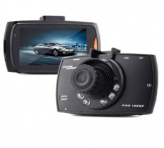 Camera Auto DVR HD cu ecran de 2.7 inch foto