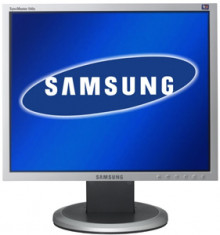 Monitor SAMSUNG 940n, LCD, 19 inch, 1280 x 1024, VGA foto