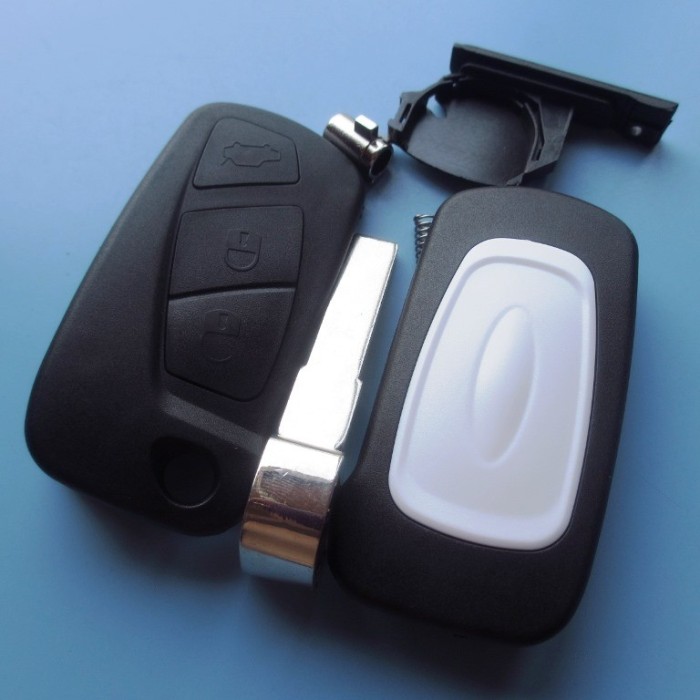 Carcasa Cheie Briceag FORD KA 3 BUTOANE Carcasa Cheie Briceag FORD KA 3 BUTOANE