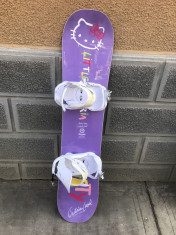 Placa snowboard ARTY Hello kitty 125cm cu legaturi noi rossignol white foto