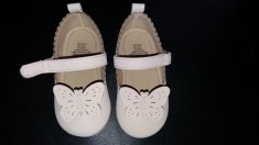 Pantofi roz fetite H&amp;amp;M cu fluturas foto