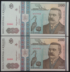 Lot / Set 2 Bancnote Serii Consecutive 200 Lei- ROMANIA, anul 1992 *cod 623 UNC foto