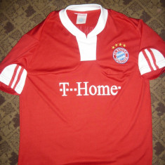 Tricou al Echipei de Fotbal FC Bayern Munchen ,Jucator Ribery nr.7 ,Masura XS