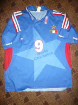 Tricou al Echipei Nationale de Fotbal a Frantei ,Jucator Cisse nr.9 ,Masura S foto