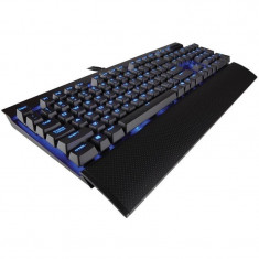 Tastatura gaming mecanica Corsair K70 LUX Blue LED Cherry MX Red Layout EU Black foto