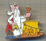 Z1172 INSIGNA -DRUIDUL GETAFIX SI POTIUNEA -DIN DESENUL ANIMAT ASTERIX SI OBELIX