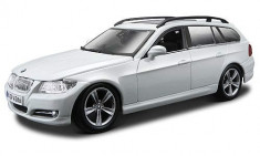 BMW 3 Series Touring - alb - 1:24 foto