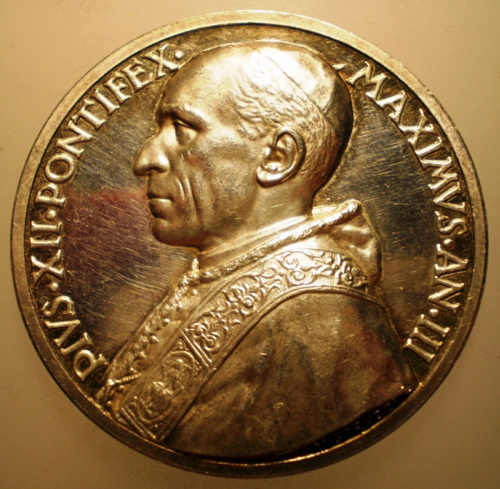 5.611 ITALIA VATICAN MEDALIE PAPA PIUS XII 1941 AN III ARGINT 37,3g MISTRUZZI