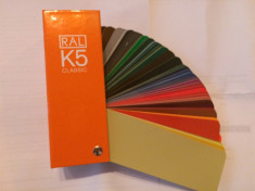 Paletar RAL K5 Classic 213 culori foto