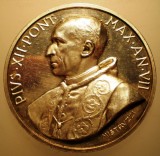 5.630 ITALIA VATICAN MEDALIE PAPA PIUS XII 1945 AN VII ARGINT 39,1g MISTRUZZI