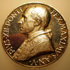 5.617 ITALIA VATICAN MEDALIE PAPA PIUS XII 1943 AN V ARGINT 38,1g/44mm MISTRUZZI