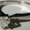 4. Inel aur alb 2,3 grame 14 carate cu diamant mare(apr.5x4 mm) forma de inima