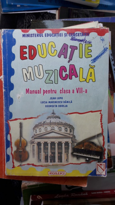 EDUCATIE MUZICALA CLASA A VIII A - LUPU , DANILA .