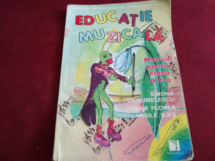EDUCAȚIE MUZICALĂ CLASA A V-A - SIMONA CIURUMELESCU foto mare EDUCAȚIE MUZICALĂ CLASA A V-A - SIMONA CIURUMELESCU foto mare