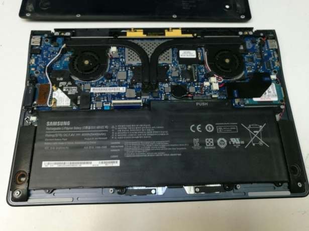 Laptop Samsung NP900x3c 13.3" i5, 4GB, SSD 128GB dezmembrez placa baza foto mare Laptop Samsung NP900x3c 13.3" i5, 4GB, SSD 128GB dezmembrez placa baza foto mare