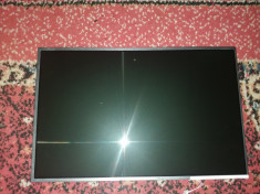 Display Acer Extensa 5220 B154EW08 fara pixeli morti/blocati sau dungi foto