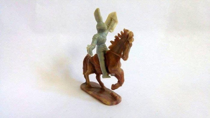 Lot 2 figurine vechi romaneasti cal si calaret cavaler, anii '70-80, colectie foto mare Lot 2 figurine vechi romaneasti cal si calaret cavaler, anii '70-80, colectie foto mare