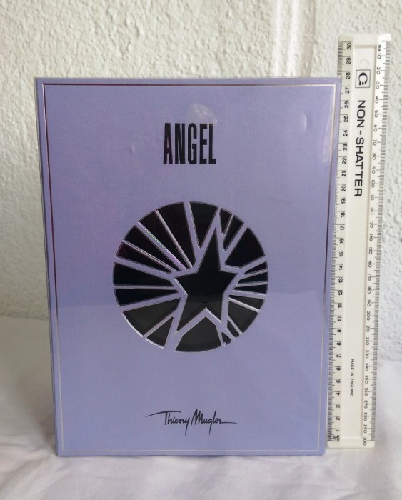 Set parfum, gel dus, lotiune corp Angel Thierry Mugler foto mare Set parfum, gel dus, lotiune corp Angel Thierry Mugler foto mare