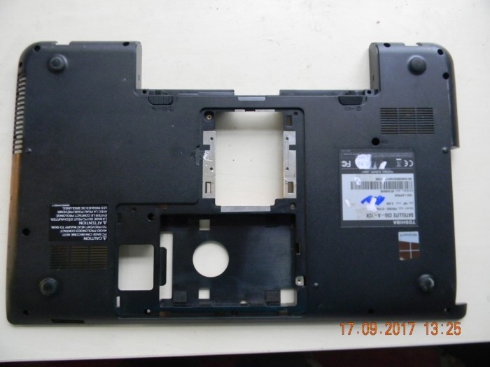 Bottom Case Toshiba Satellite C55-A-1CK C55 C55-A-1J8 13n0-cka0101 foto mare Bottom Case Toshiba Satellite C55-A-1CK C55 C55-A-1J8 13n0-cka0101 foto mare