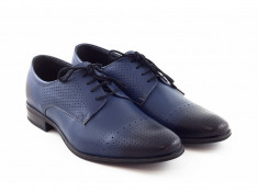 Pantofi barbati eleganti din piele naturala bleumarin cu perforatii 361BLUE foto