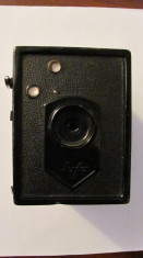 PVM - Aparat foto vechi cu film de colectie &amp;quot;AGFA Box 2&amp;quot; fabricat in Germania foto