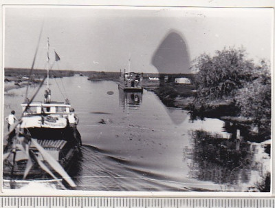 bnk foto - Vaporas in Delta Dunarii - anii `60 foto
