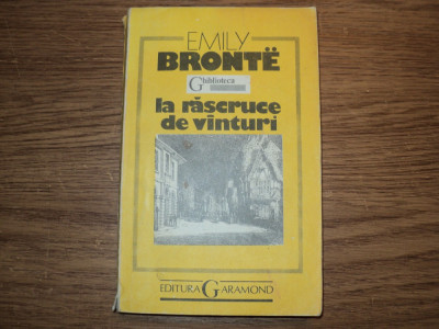 Emily Bronte - La rascruce de vanturi( foto