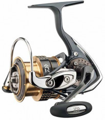 Mulineta daiwa exist 2500 foto