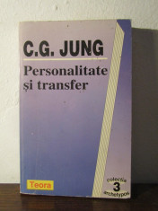 Personalitate si transfer-C.G.Jung foto