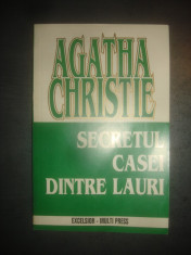 AGATHA CHRISTIE - SECRETUL CASEI DINTRE LAURI foto