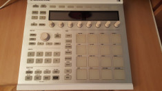 Native Instruments Maschine MKII foto