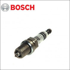 Bujie Audi A4 8D2 B5 2.4 BOSCH cod 0 242 235 748 foto