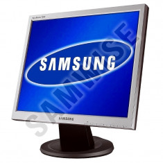 Monitor LCD 17&amp;quot; Samsung SyncMaster 720N, 1280 x 1024, VGA, Cabluri incluse foto