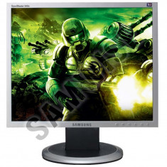 Monitor LCD Samsung 19&amp;quot; 940N, 1280x1024, 8ms, VGA, Cabluri incluse foto