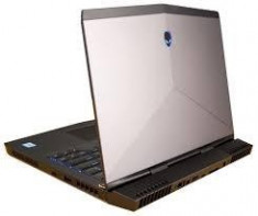 Laptop Dell Alienware 17 R4, 17.3 inch QHD (2560 x 1440) 120Hz TN+WVA Anti-Glare foto