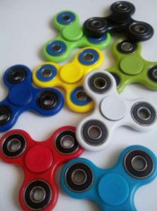 Spinner/spiner/fidget spinner NOU diferite culori foto