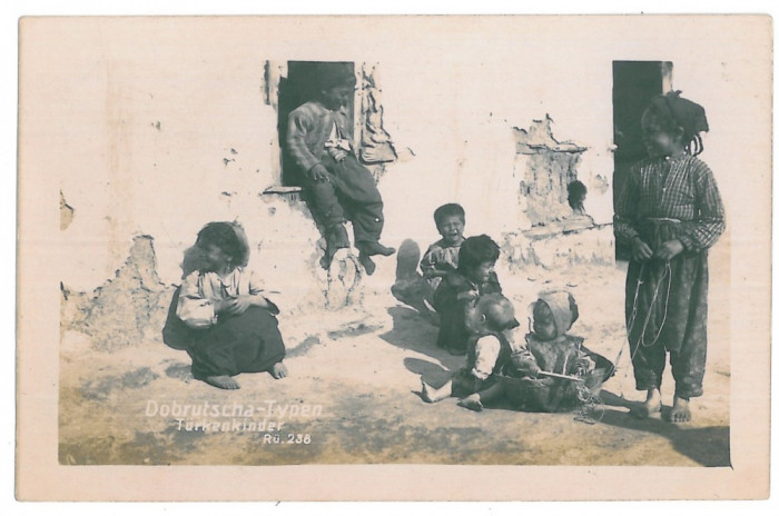 3988 - ETHNIC, DOBROGEA, Turks children - old postcard, real PHOTO - unused
