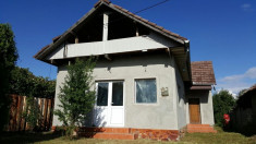 Casa si teren in Runcu foto