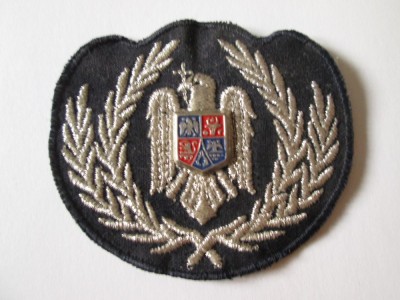 Emblema textila,cuc cascheta subofiter politia romana/dimensiuni=70 x 65 mm foto