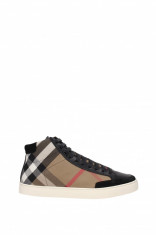 Sneakers Burberry foto