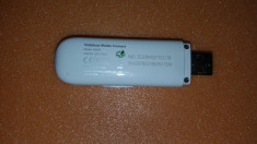 Modem USB 3G HUAWEI K3520 LIBER DE RETEA foto