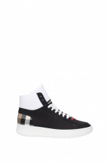 Sneakers Burberry foto