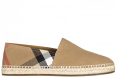 Espadrile Burberry foto