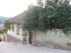 teren constructie casa in Resita, zona Muncitoresc, cu cladire pentru demolare foto