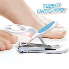 Unghiera LED cu Lupa Perfect Nail Clipper foto