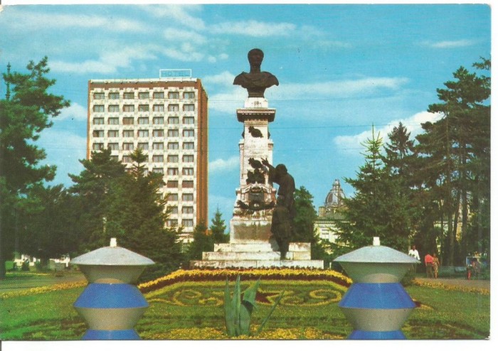 carte postala(ilustrata) -BRAILA -Piata I.V.Lenin