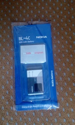 Vand baterie originala Nokia BL-4C !!! foto
