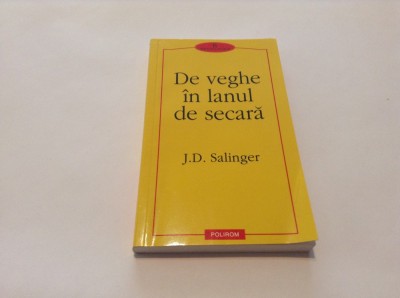 J. D. Salinger De veghe in lanul de secara,RF12/3 foto
