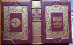 Coperta Biblie confectionata la Muntele Athos integral piele foto
